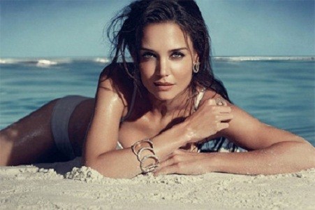 Katie Holmes hé lộ chuyện tình cảm sau hôn nhân Katie Holmes hé lộ chuyện tình cảm sau hôn nhân
