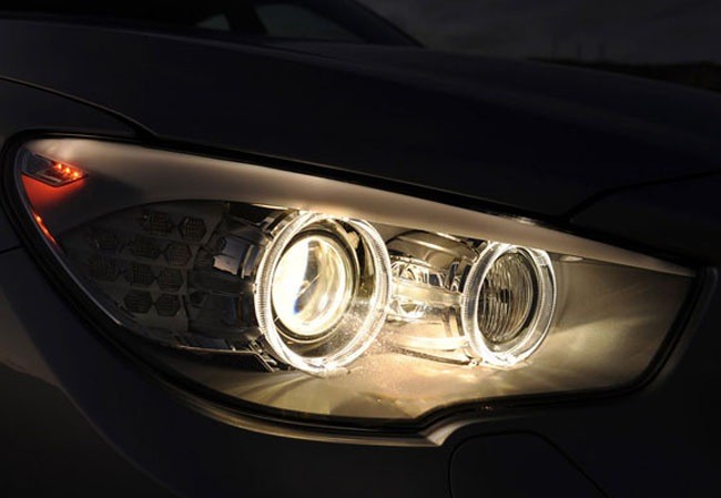 BMW 'thai nghén' công nghệ đèn pha laser BMW 'thai nghén' công nghệ đèn pha laser