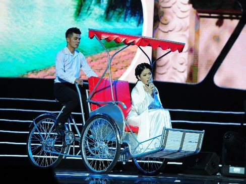 Lệ Quyên 'vượt mặt' Hồ Ngọc Hà, Mỹ Tâm Lệ Quyên 'vượt mặt' Hồ Ngọc Hà, Mỹ Tâm