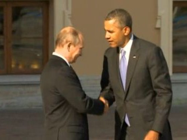 Tổng thống Nga chào đón ông Obama trước hội nghị G20 Tổng thống Nga Putin bắt tay chào mừng Tổng thống Mỹ Obama