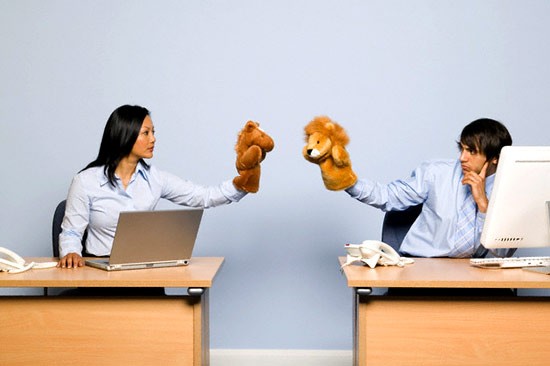 Ứng phó với đồng nghiệp “ghen ăn tức ở” Ứng phó với đồng nghiệp “ghen ăn tức ở”