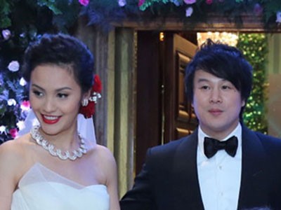 Ảnh hiếm về đám cưới Thanh Bùi và vợ 'đại gia' Ảnh hiếm về đám cưới Thanh Bùi và vợ 'đại gia'