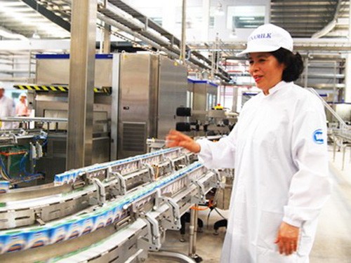 Các đại gia Việt làm gì khi ở tuổi 25? Các đại gia Việt làm gì khi ở tuổi 25?