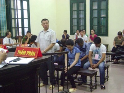 'Vướng' khi xử lý tội bắt người trái phép 'Vướng' khi xử lý tội bắt người trái phép