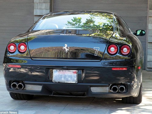 David Beckham tậu siêu xe Ferrari mới David Beckham tậu siêu xe Ferrari mới