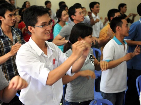 'Cẩm nang' chửi bậy online Tham gia các khóa học kỹ năng giúp bạn trẻ định hướng tư duy, hành động tích cực hơn. Ảnh: Q.M