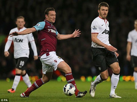 Persie lập công, MU thoát thua West Ham Persie lập công, MU thoát thua West Ham
