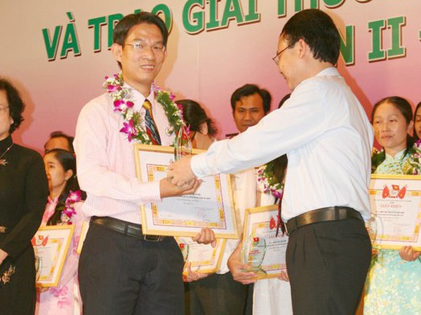 Bác sĩ trẻ không phong bì Bác sĩ trẻ không phong bì