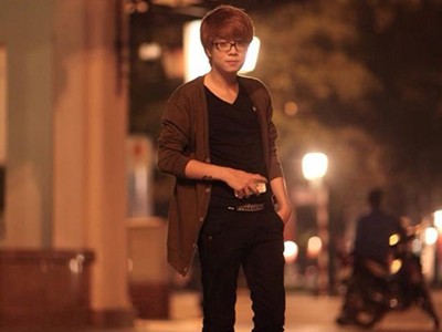 Bùi Anh Tuấn: 'Bỏ được đập đá thời gian ngắn là dũng cảm' Bùi Anh Tuấn: 'Bỏ được đập đá thời gian ngắn là dũng cảm'