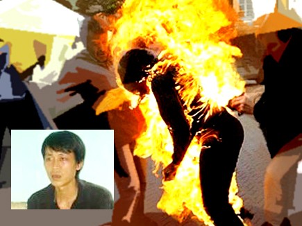 Dùng xăng thiêu đốt 11 người trong họ Dùng xăng thiêu đốt 11 người trong họ