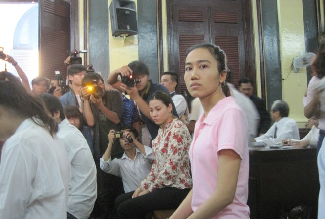 Người đẹp Mỹ Xuân gầy gò trong phiên xét xử Người đẹp Mỹ Xuân gầy gò trong phiên xét xử