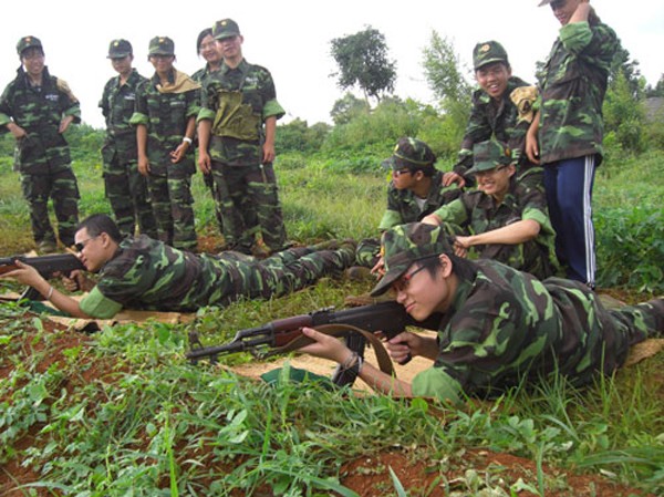 Doanh nghiệp không được tự tổ chức học kỳ quân đội Nhiều bạn trẻ muốn tham dự Học kỳ Quân đội