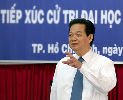 Thủ tướng Nguyễn Tấn Dũng tiếp xúc cử tri ĐH Quốc gia TP HCM Thủ tướng Nguyễn Tấn Dũng tiếp xúc cử tri ĐH Quốc gia TP HCM