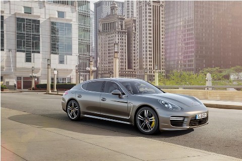 Porsche Panamera Turbo S hơn 10 tỉ đồng 'khủng' mức nào? Porsche Panamera Turbo S hơn 10 tỉ đồng 'khủng' mức nào?