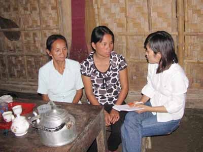 Bị lừa làm vợ, đẻ xong phải cắt dạ con Bị lừa làm vợ, đẻ xong phải cắt dạ con