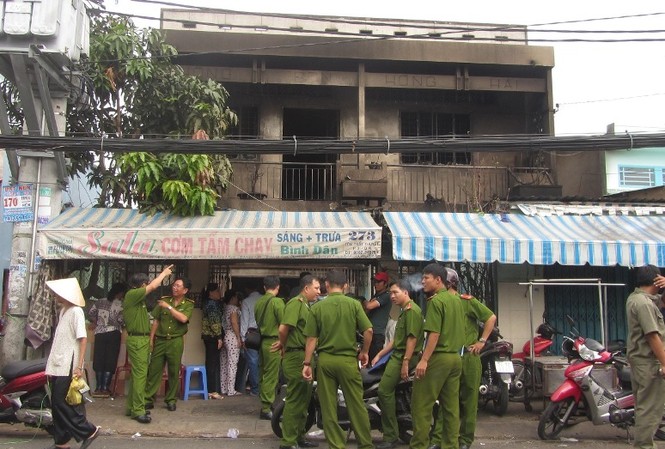 Hai ông cháu chết thảm trong 'biển lửa' Hai ông cháu chết thảm trong 'biển lửa'