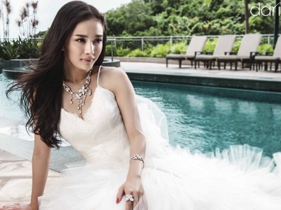 Dương Mịch hóa cô dâu gợi cảm Dương Mịch hóa cô dâu gợi cảm