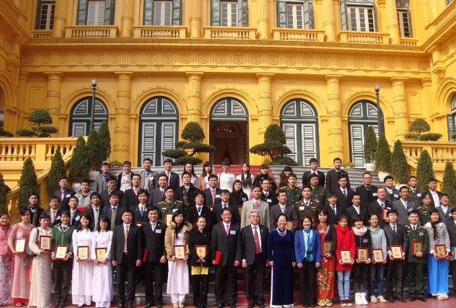 Nâng tầm giải thưởng Quả Cầu Vàng Nâng tầm giải thưởng Quả Cầu Vàng
