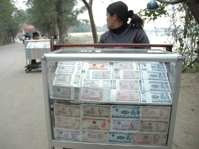Không in mới tiền lẻ dịp Tết Không in mới tiền lẻ dịp Tết