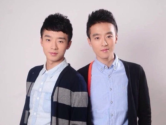 Hai anh em béo phì trở thành hot boy nổi tiếng Hai anh em béo phì trở thành hot boy nổi tiếng