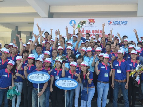 Gần 1000 đoàn viên tỏa quân tiếp sức mùa thi Gần 1000 đoàn viên tỏa quân tiếp sức mùa thi