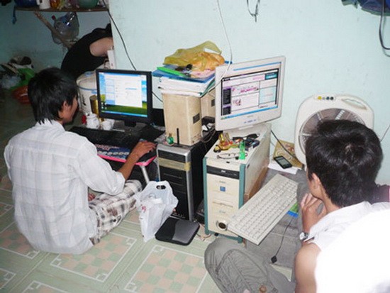 Bi hài chuyện ở trọ nhà người thân Bi hài chuyện ở trọ nhà người thân