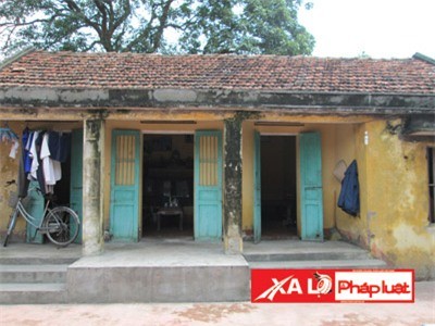 Bố 'Chí Phèo' ném lựu đạn giết con gái Bố 'Chí Phèo' ném lựu đạn giết con gái