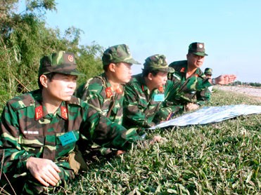 Diễn tập chỉ huy cơ quan một bên hai cấp có thực binh Diễn tập chỉ huy cơ quan một bên hai cấp có thực binh