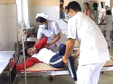 Hysteria ‘tấn công’, học sinh nghỉ ba ngày Hysteria ‘tấn công’, học sinh nghỉ ba ngày