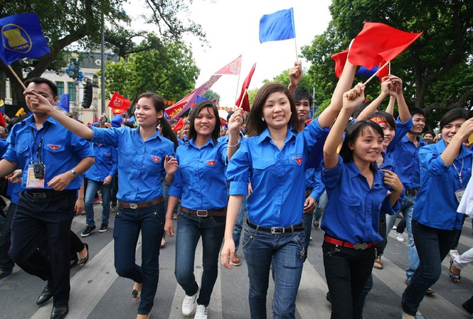 Xây dựng lực lượng phản xạ nhanh Thanh niên luôn là lực lượng nòng cốt trong mọi phong trào. Ảnh: Xuân Phú