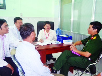 Lo người tâm thần bỗng dưng... gây án Lo người tâm thần bỗng dưng... gây án