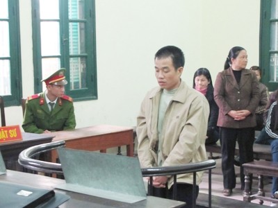 Thẩm phán rơi nước mắt trong vụ con rể sát hại mẹ vợ Thẩm phán rơi nước mắt trong vụ con rể sát hại mẹ vợ