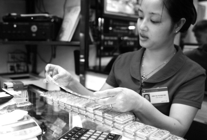 Vàng, chứng khoán, tiết kiệm, bất động sản, ngoại tệ - Bạn chọn gì? Vàng, chứng khoán, tiết kiệm, bất động sản, ngoại tệ - Bạn chọn gì?