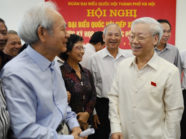 Không kiểm soát quyền lực dễ sinh hư hỏng Không kiểm soát quyền lực dễ sinh hư hỏng