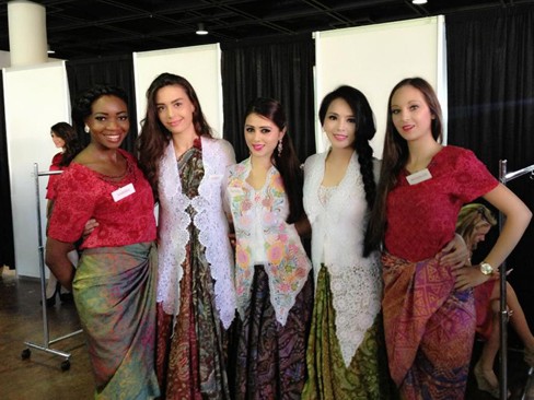 Thí sinh Miss World hoạt động cầm chừng vì biểu tình Thí sinh Miss World hoạt động cầm chừng vì biểu tình
