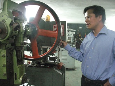 Dân thiệt, doanh nghiệp lao đao Dân thiệt, doanh nghiệp lao đao