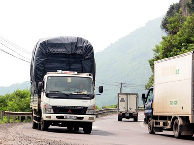 Khởi công khi chưa chọn nhà thầu Khởi công khi chưa chọn nhà thầu
