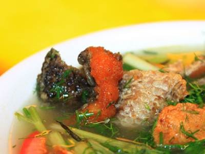 Bún cá ngon rẻ trong hẻm nhỏ Sài Gòn Bún cá ngon rẻ trong hẻm nhỏ Sài Gòn