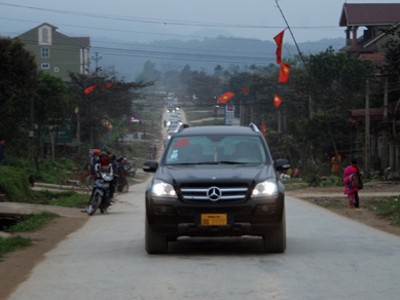 Xe biển Lào lách luật vào Việt Nam Xe biển Lào lách luật vào Việt Nam
