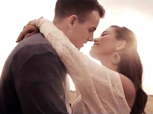 Phương Vy Idol lần đầu công khai bạn trai Phương Vy Idol lần đầu công khai bạn trai