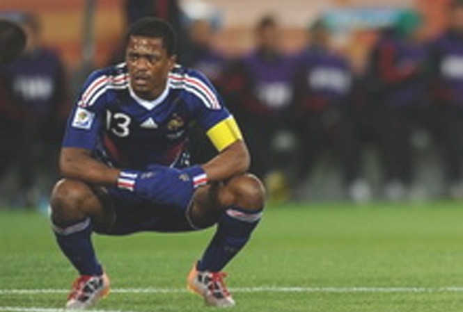 Evra chuẩn bị gia hạn hợp đồng với M.U Evra chuẩn bị gia hạn hợp đồng với M.U