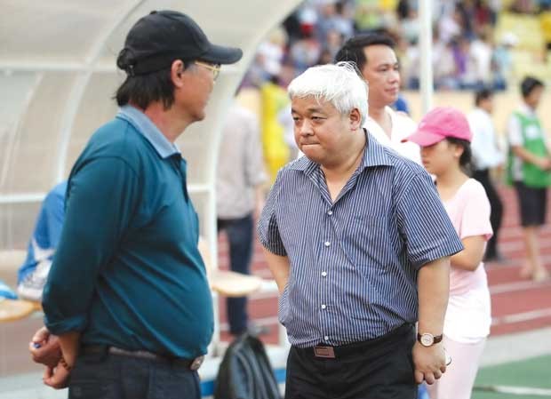 Những chiếc 'ghế gãy' tại V-League Ông Vinh “Nghệ” và bầu Kiên đã không còn cùng nhìn chung một hướng, vì thành tích đội bóng không như ý
