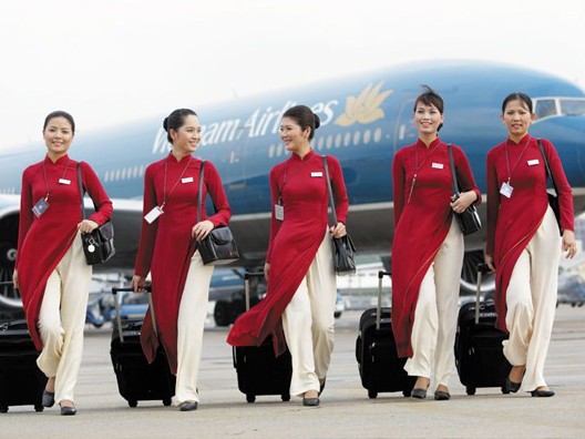 Tiếp viên hàng không hưởng lương bao nhiêu? Tiếp viên hàng không hưởng lương bao nhiêu?
