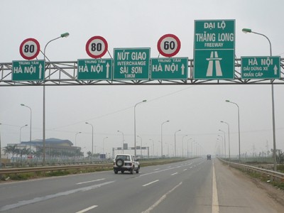 Vì sao cao tốc phải hạ tốc? Vì sao cao tốc phải hạ tốc?