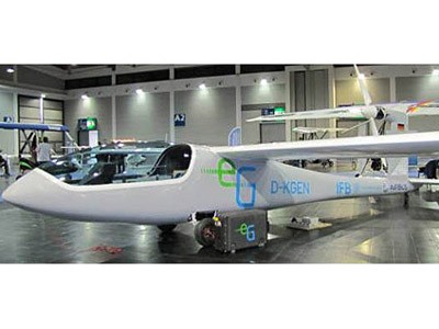 Thử nghiệm máy bay chạy điện đầu tiên Thử nghiệm máy bay chạy điện đầu tiên