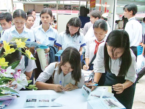 Thiếu dự báo, học sinh chọn ngành chưa đúng: Thiếu dự báo, học sinh chọn ngành chưa đúng: