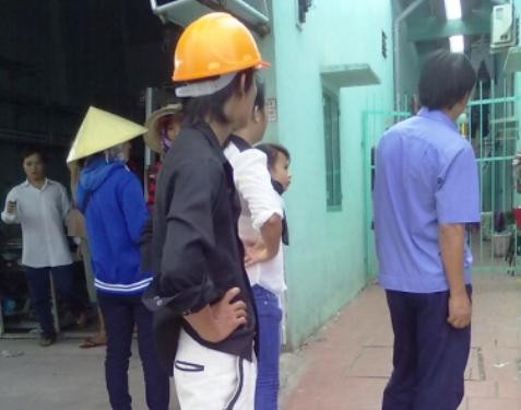 Chồng đi qua đêm, vợ trẻ treo cổ Vụ tự tử làm chấn động khu trọ