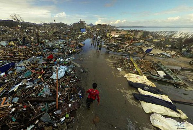 Tù nhân Philippines trở lại nhà tù sau bão Haiyan Tù nhân Philippines trở lại nhà tù sau bão Haiyan