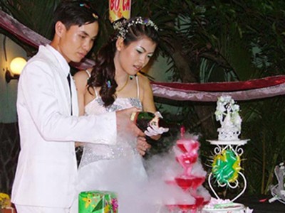 Hà Nội chính thức quy định cưới không mời quá 300 người Hà Nội chính thức quy định cưới không mời quá 300 người