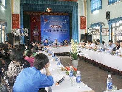 Đối thoại thanh niên công nhân Đối thoại thanh niên công nhân